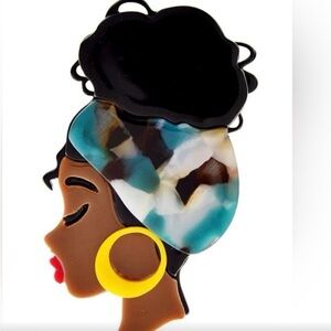 Stylish Multicolor Brooch with Yellow Accents